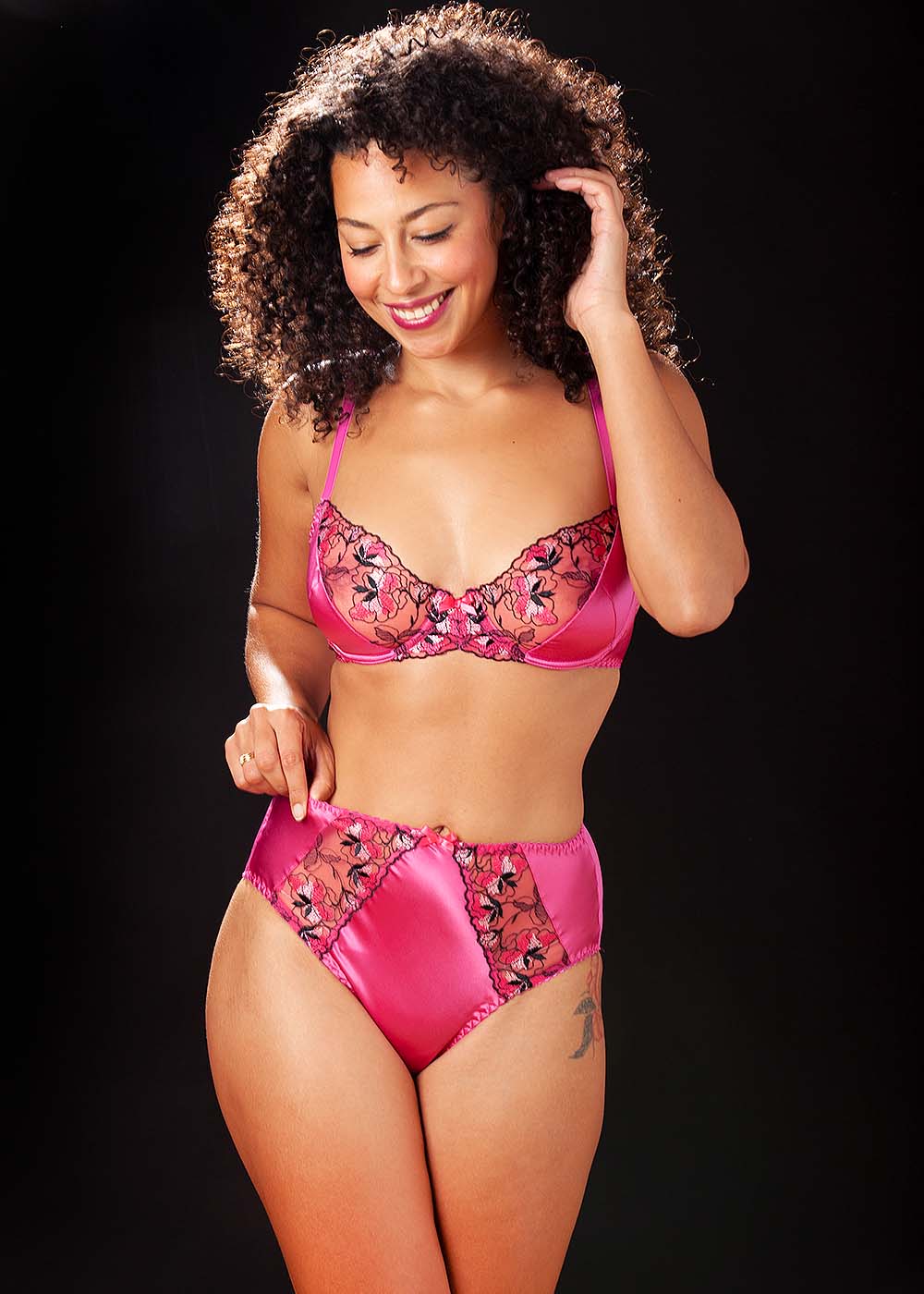 Fuchsia silk bra & deep briefs