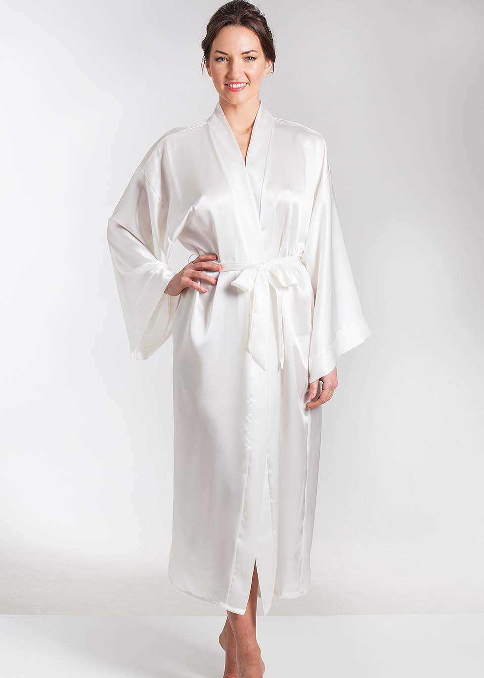 Ivory silk kimono